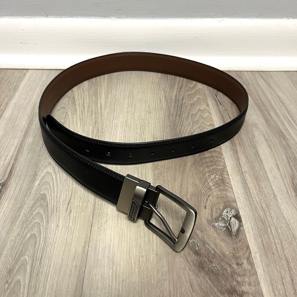 Dickies Black Leather Belt in Size 34 Waist